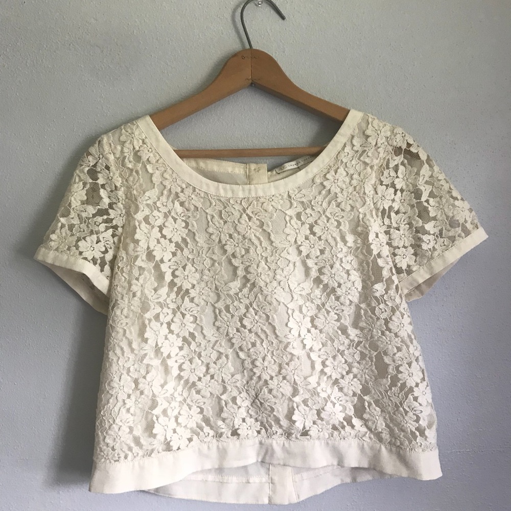 Floral lace top